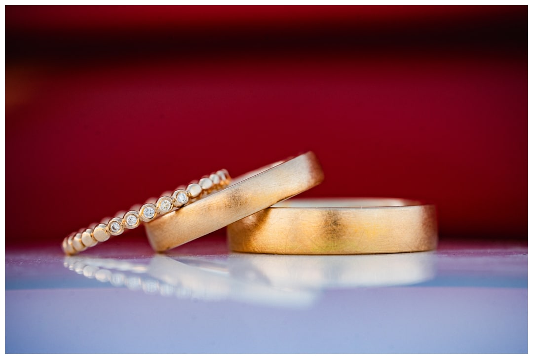 Detailfoto der Eheringe Hochzeitsfotograf Ulm